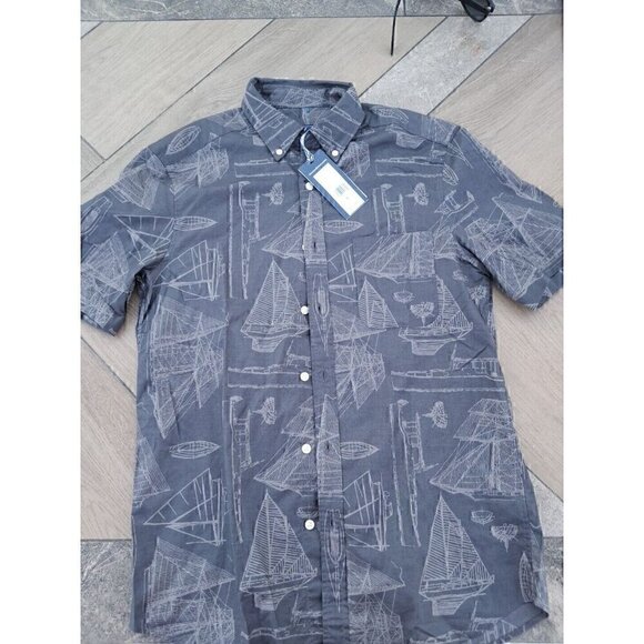 vineyard vines Shirt Mens Small S Blue Hawaiian All Over Print Boats Board NEW - Picture 1 of 2